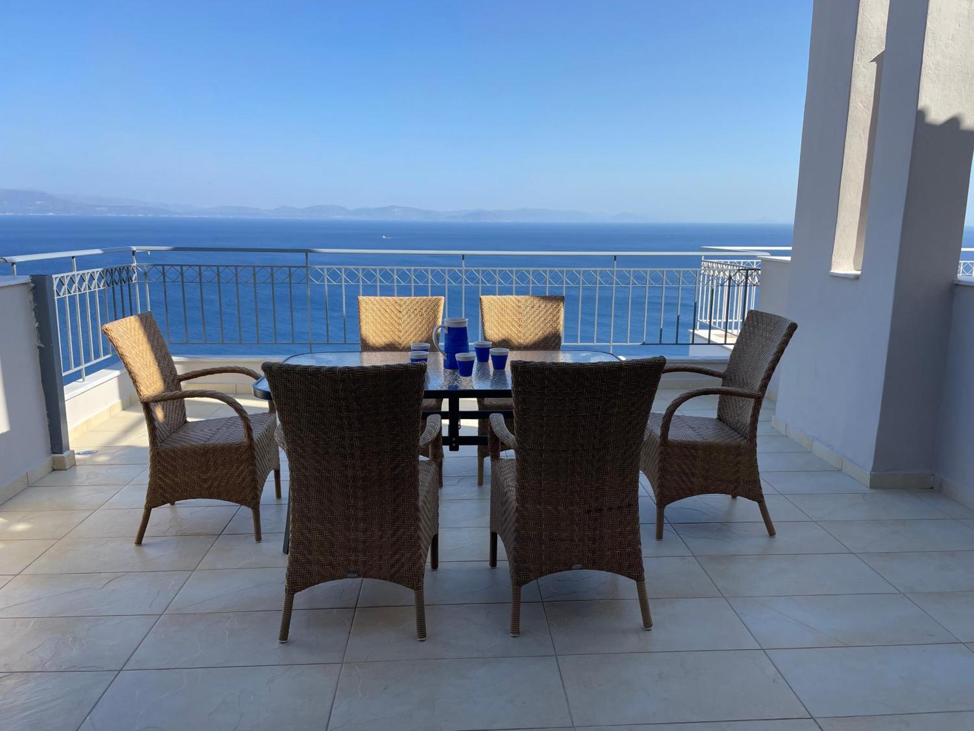 Akoumaros Breeze Villa ยีธิโอ ภายนอก รูปภาพ